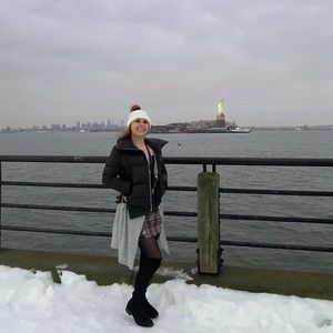 Meet your Posher, Caitlyn